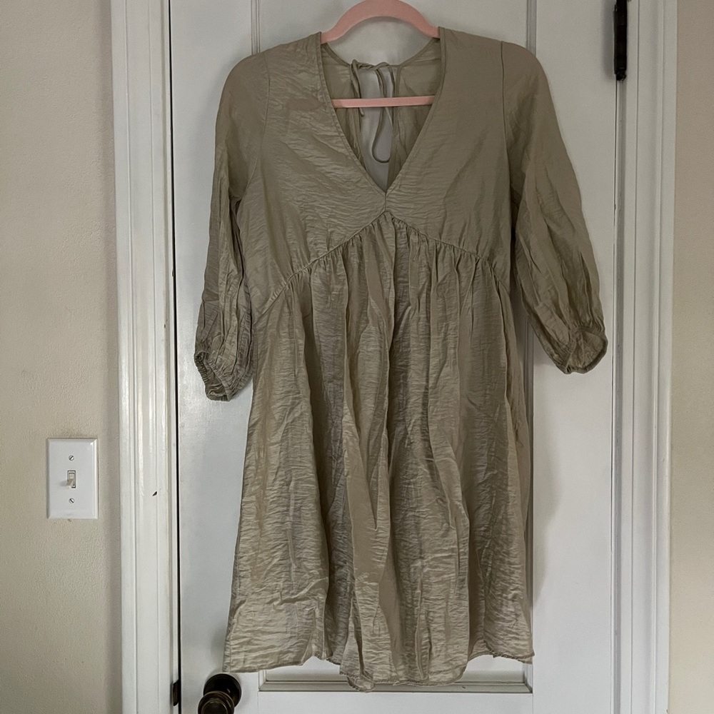H&M Light Green Dress